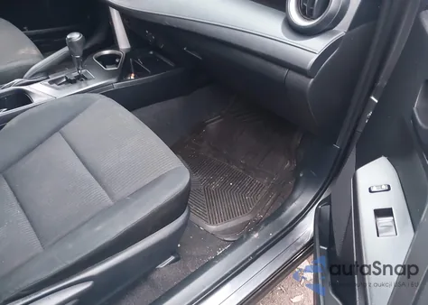 2016 Toyota Rav4 Le z USA, uszkodzony, nr VIN JTMZFREV8GD081377